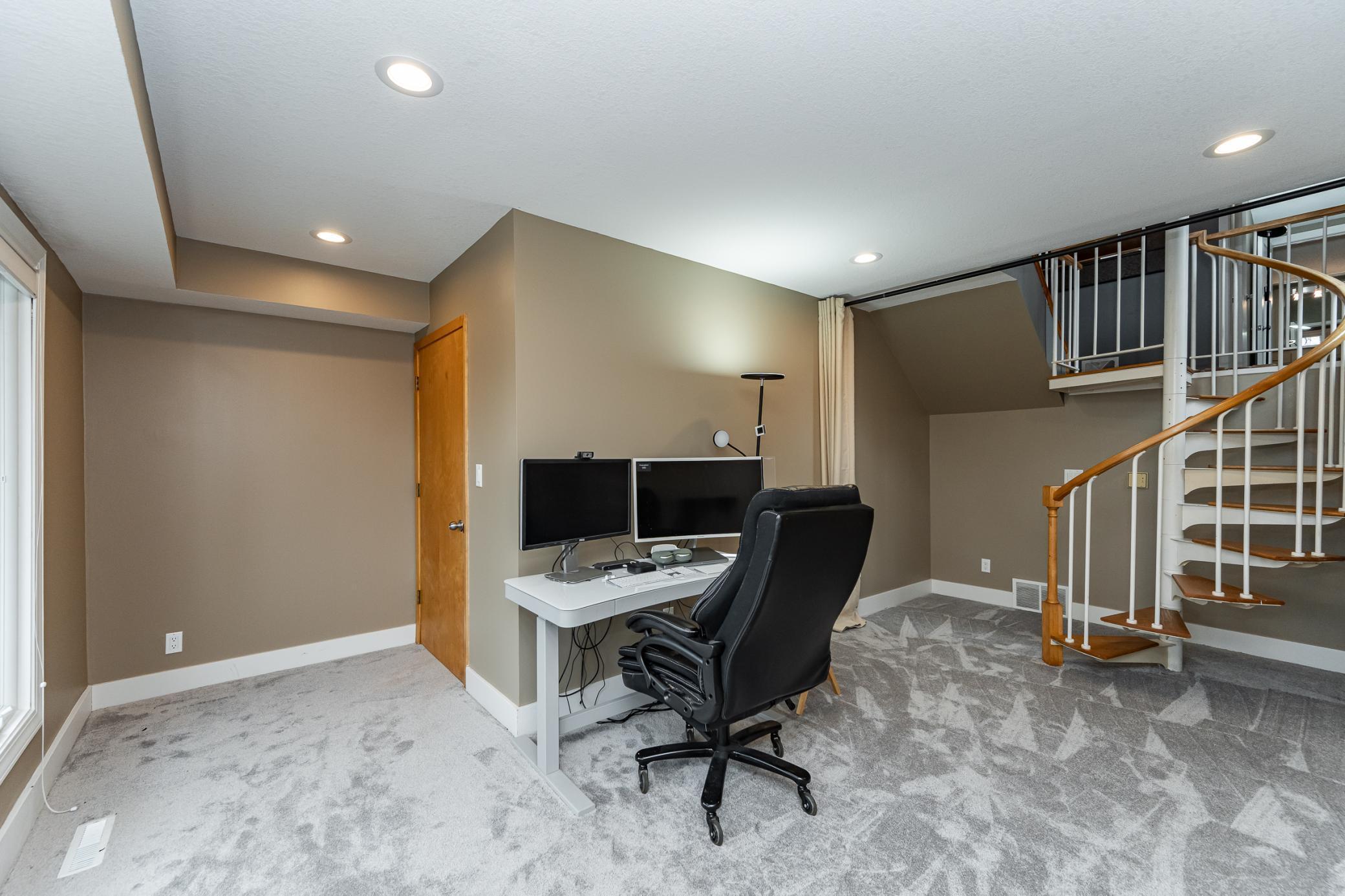 1509 Woodland Drive, Rochester, Minnesota image 21
