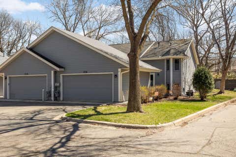 Townhouse For Sale - 2716 River Woods Lane<br/> Burnsville, MN 55337