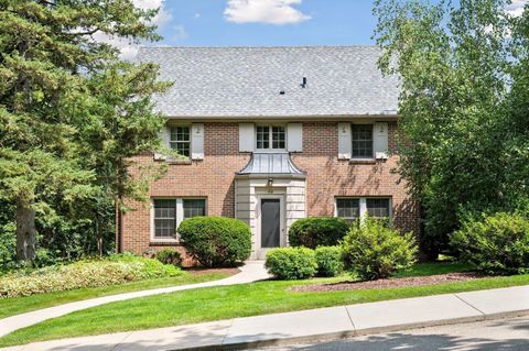 718 8th Avenue SW, Rochester, MN 55902 - #: 6576273