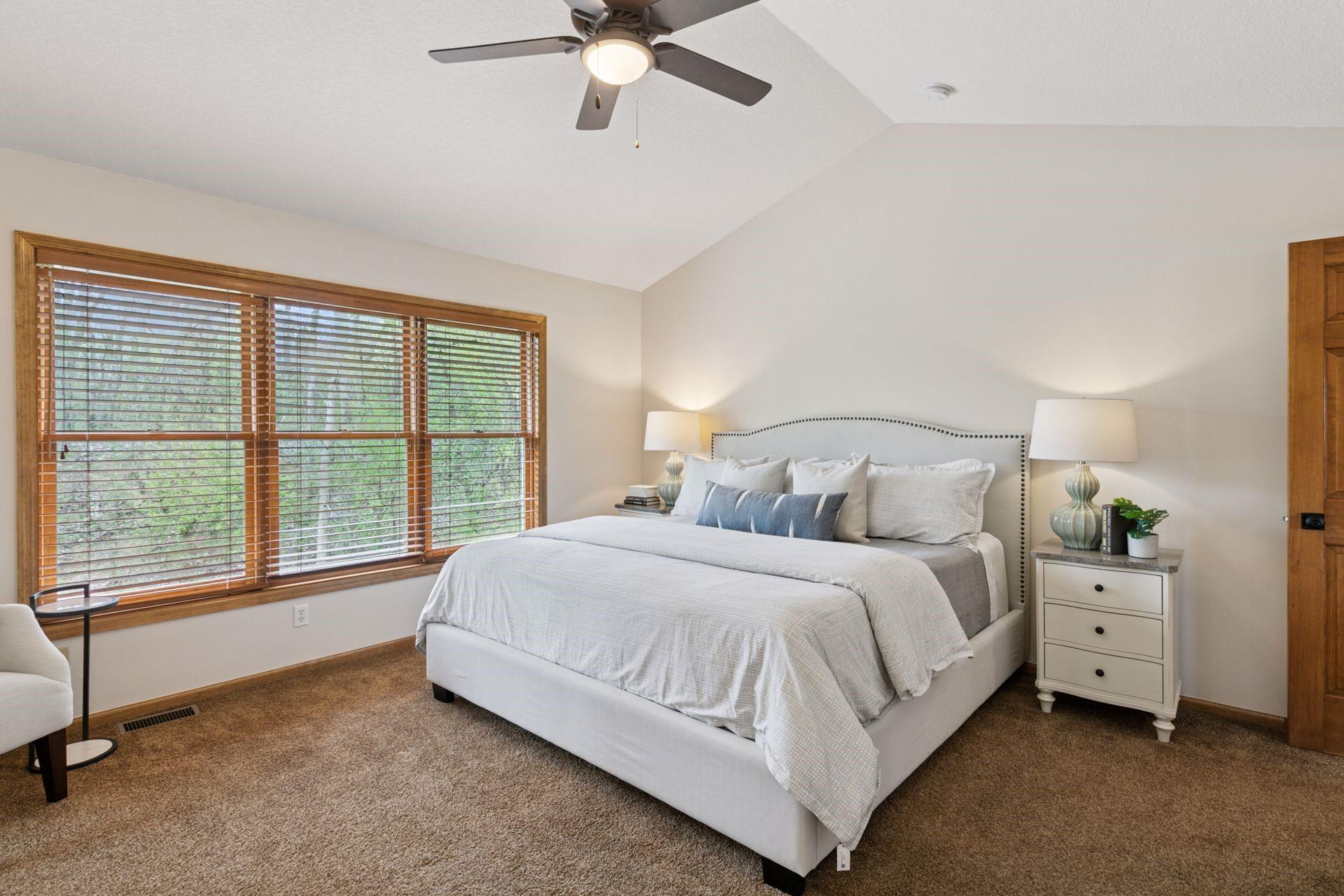 4633 Stonecliffe Drive, Eagan, Minnesota image 17