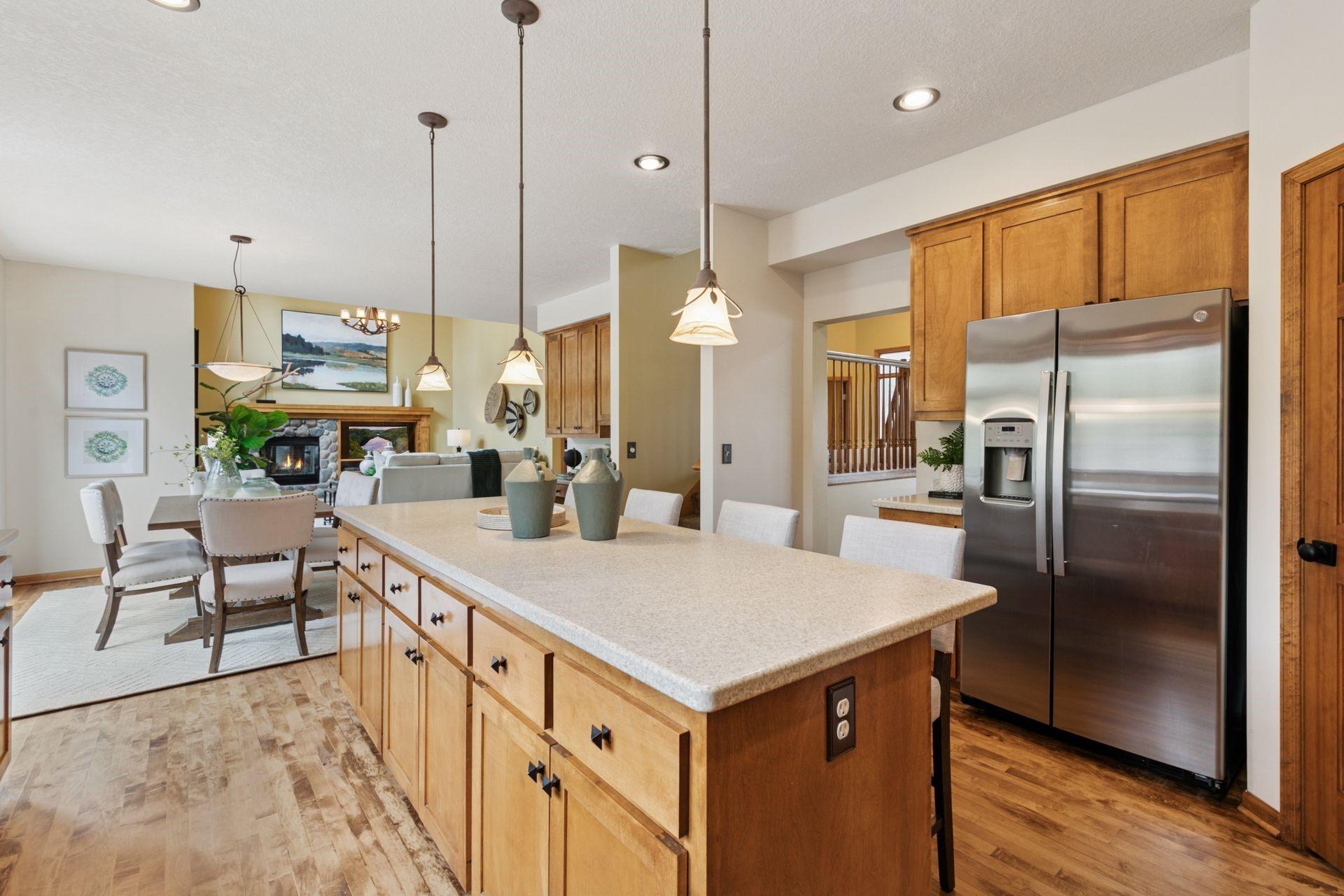 4633 Stonecliffe Drive, Eagan, Minnesota image 13