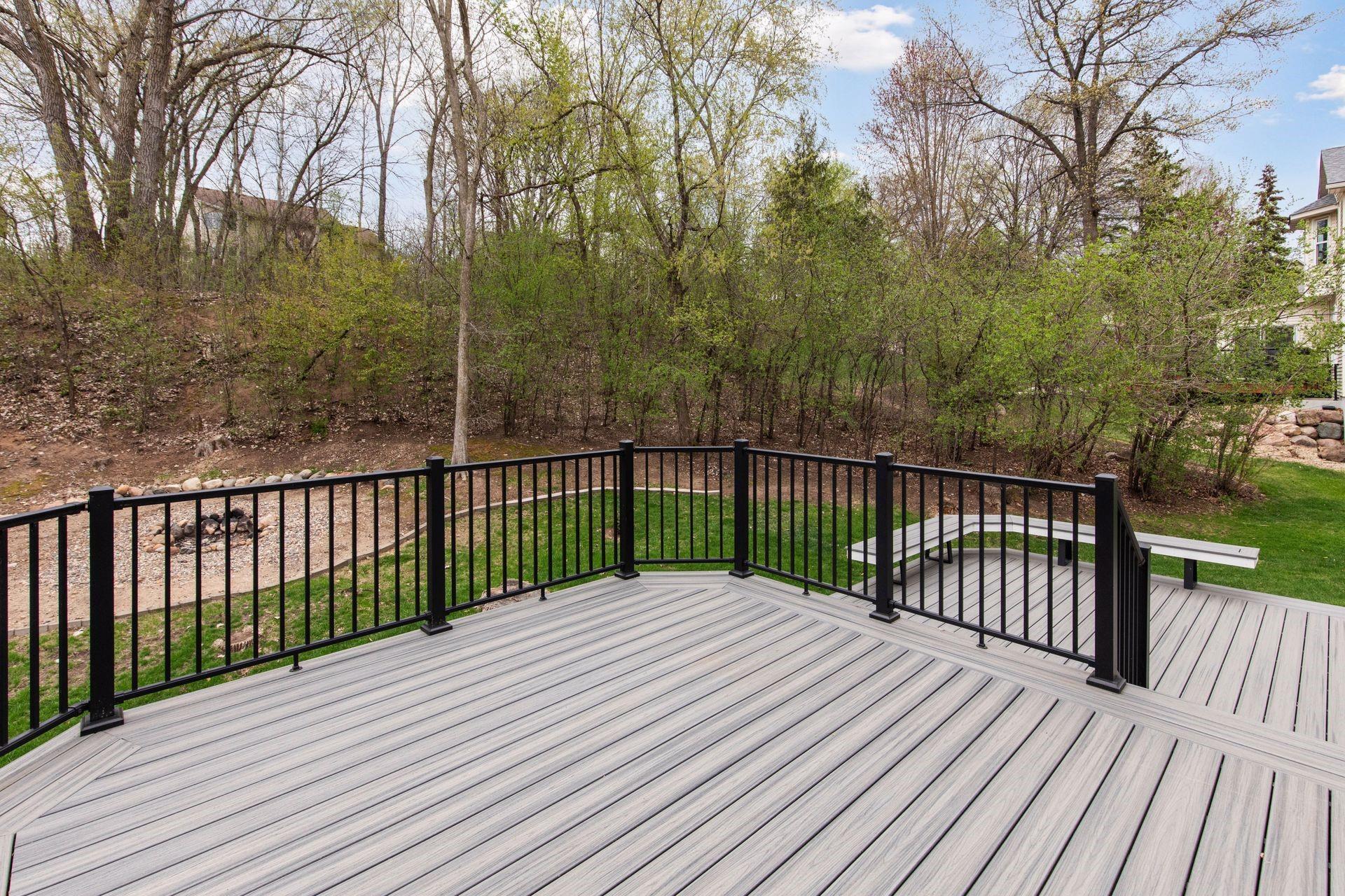 4633 Stonecliffe Drive, Eagan, Minnesota image 32
