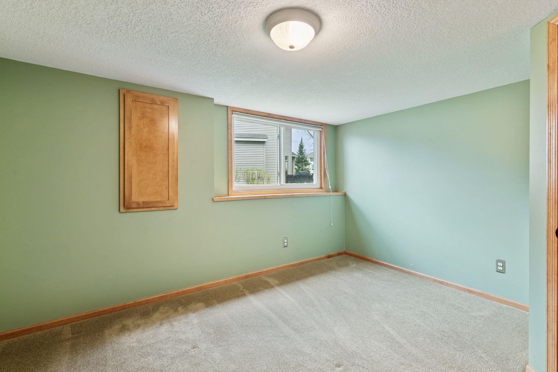 4633 Stonecliffe Drive, Eagan, Minnesota image 28