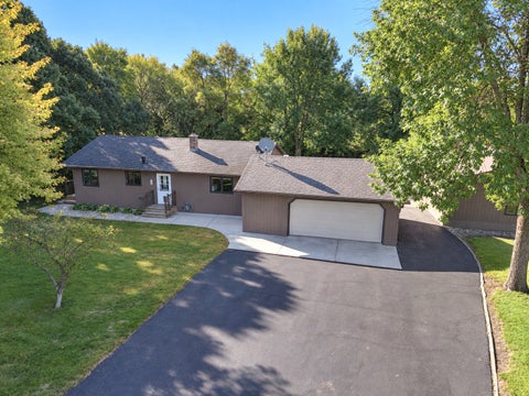 Homes For Sale - 510 Woodland Trail<br/> Fergus Falls, MN 56537