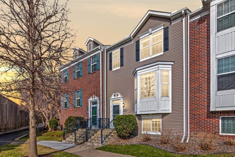 Townhouse For Sale - 4108 Parker Trail<br/> Minneapolis, MN 55422