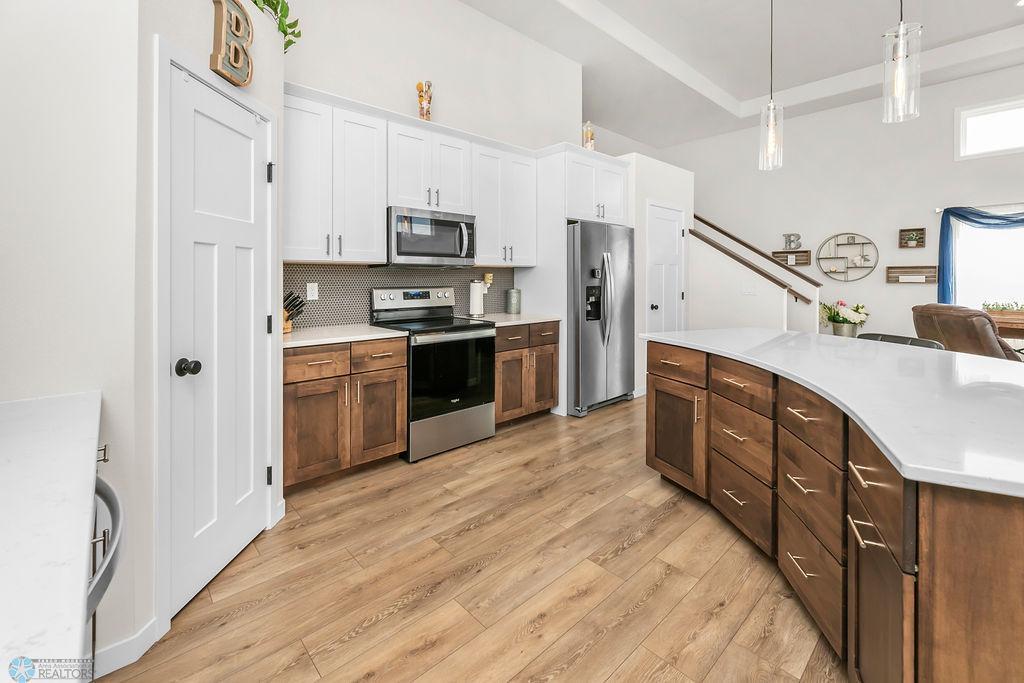 1215 26th Avenue, West Fargo, North Dakota image 12