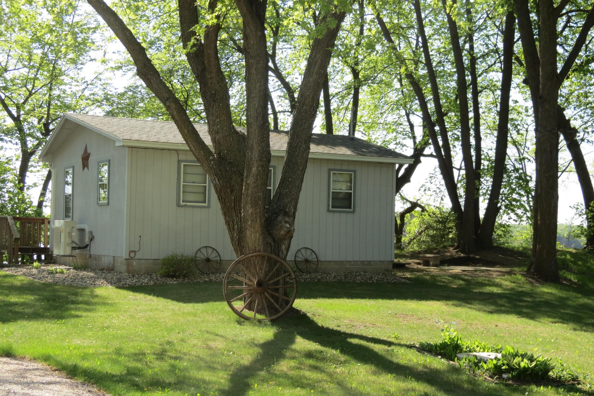 20554 Elkview Court, Richmond, Minnesota image 1