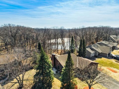 Homes For Sale - 3495 Spruce Trail<br/> Scott County, Prior Lake, MN 55372