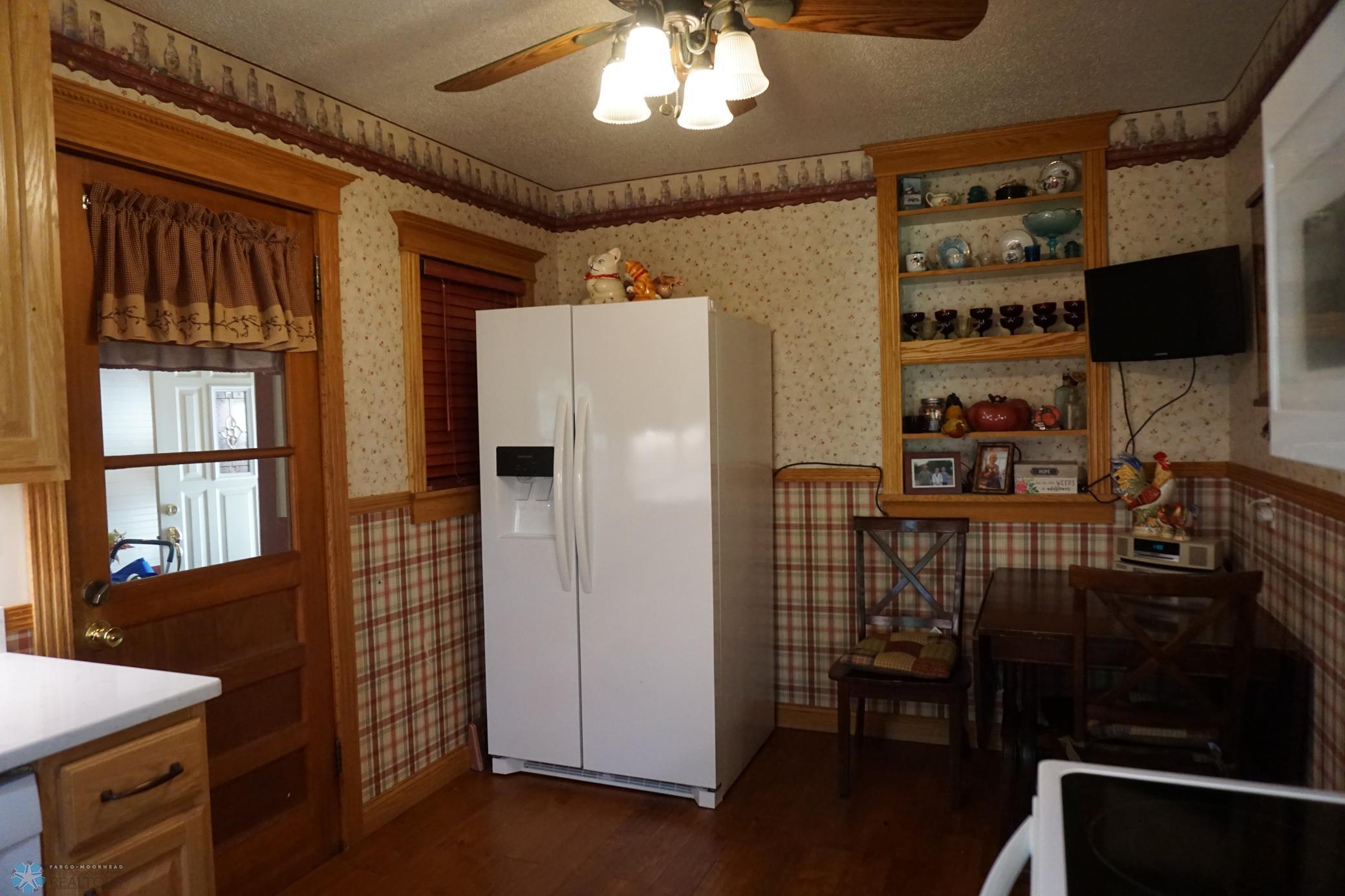 302 2nd Avenue, Barnesville, Minnesota image 18