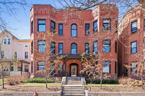 Condo For Sale - 1520 Elliot Avenue<br/> Minneapolis, MN 55404