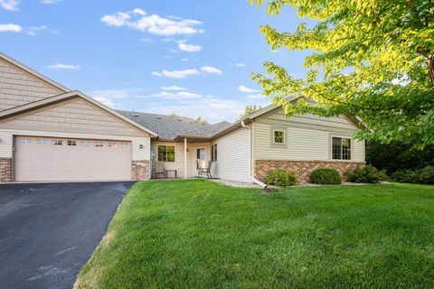 Townhouse For Sale - 120 Nicklaus Path<br/> Mankato, MN 56001