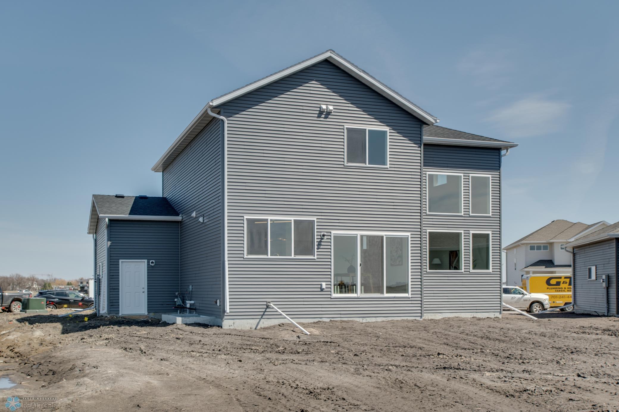 6657 Belding Drive, Fargo, North Dakota image 47