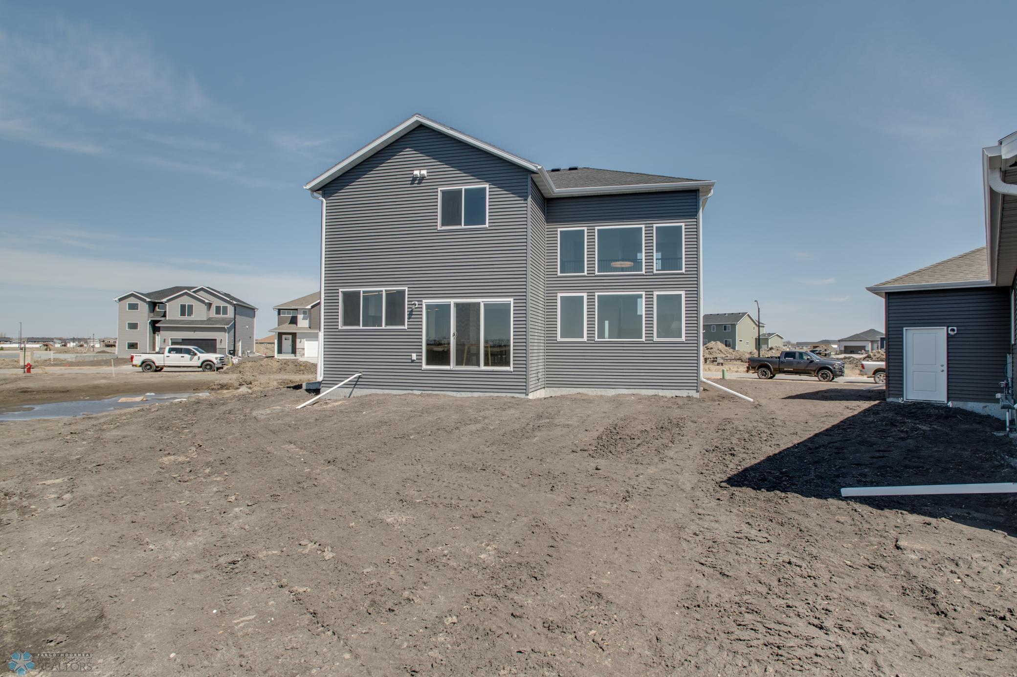 6657 Belding Drive, Fargo, North Dakota image 46