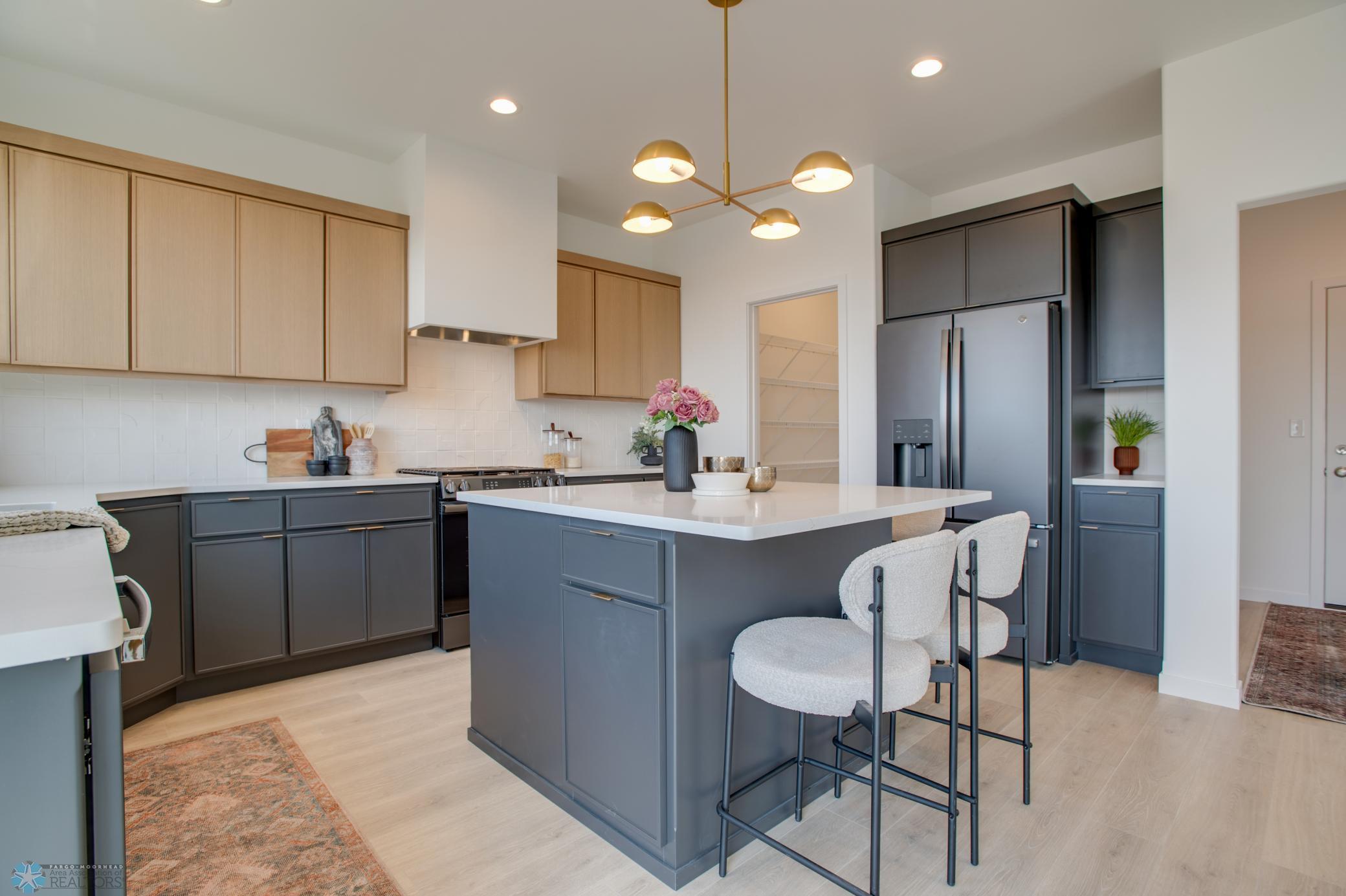 6657 Belding Drive, Fargo, North Dakota image 14