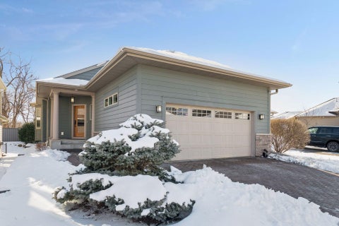 Townhouse For Sale - 17435 Sanctuary Drive<br/> Hennepin County, Minnetonka, MN 55391