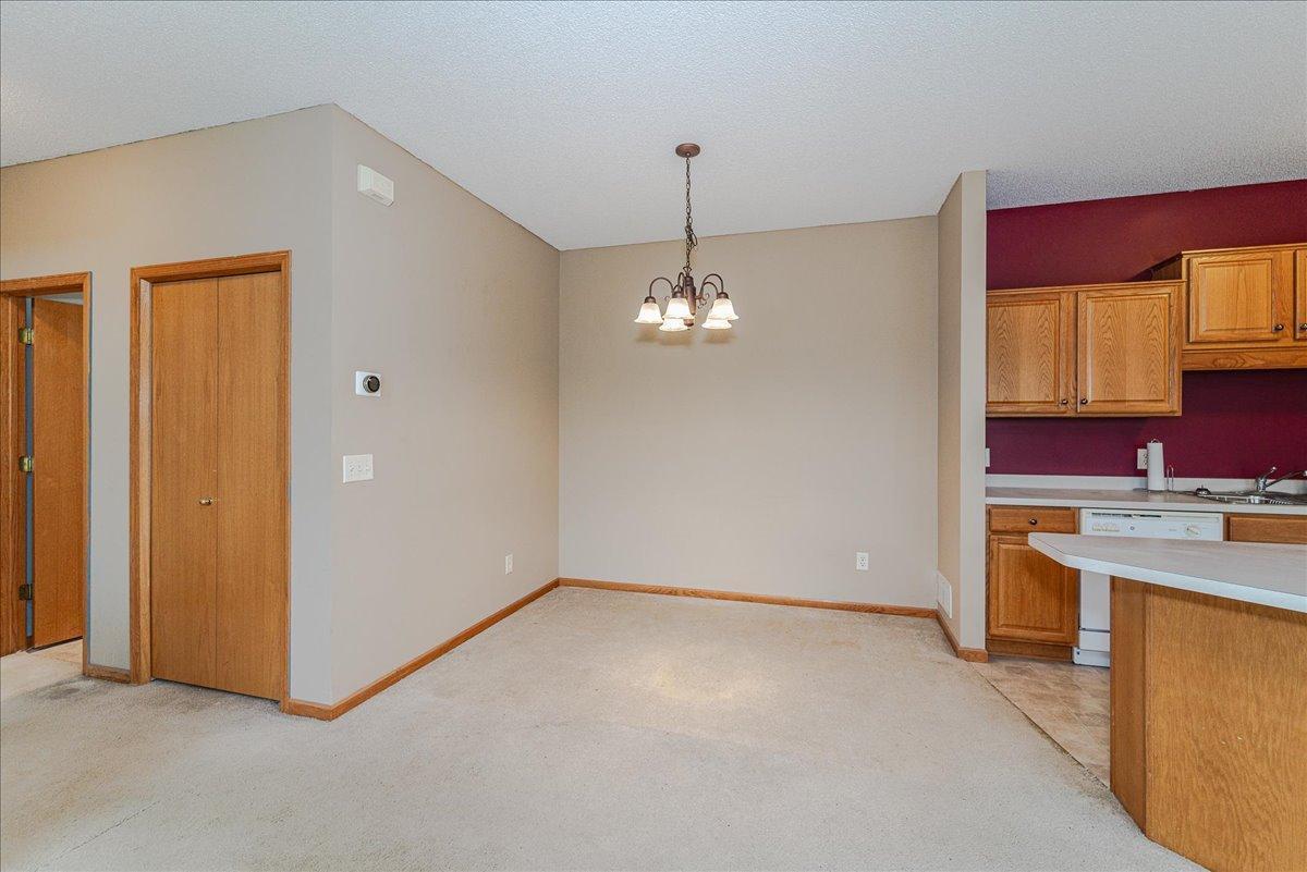 20144 Holister Lane, Lakeville, Minnesota image 13