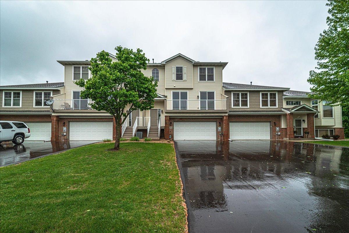 20144 Holister Lane, Lakeville, Minnesota image 36