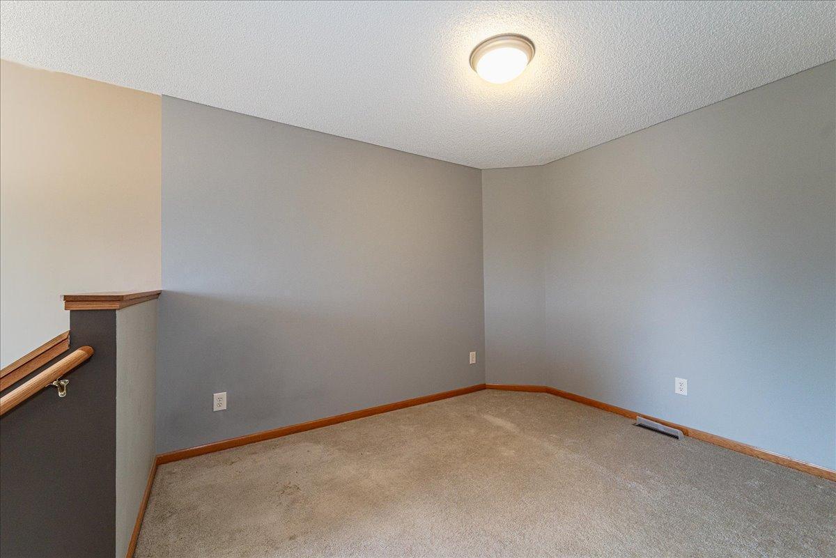 20144 Holister Lane, Lakeville, Minnesota image 22
