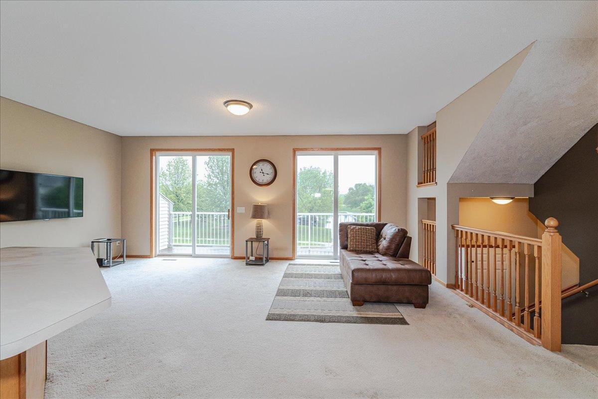 20144 Holister Lane, Lakeville, Minnesota image 10