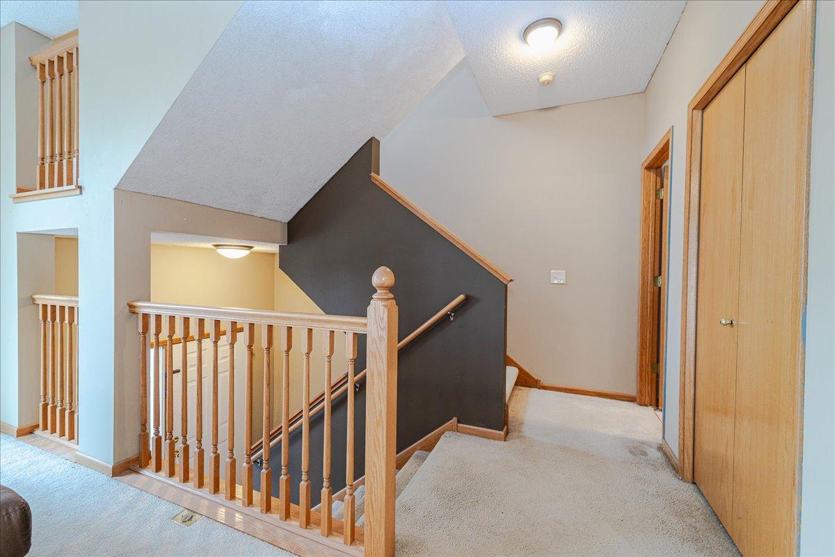 20144 Holister Lane, Lakeville, Minnesota image 7