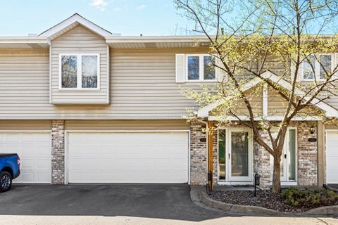 Townhouse For Sale - 13027 Penn Avenue<br/> Burnsville, MN 55337