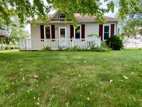Homes For Sale - 1218 7 1/2 Street<br/> Willmar, MN 56201