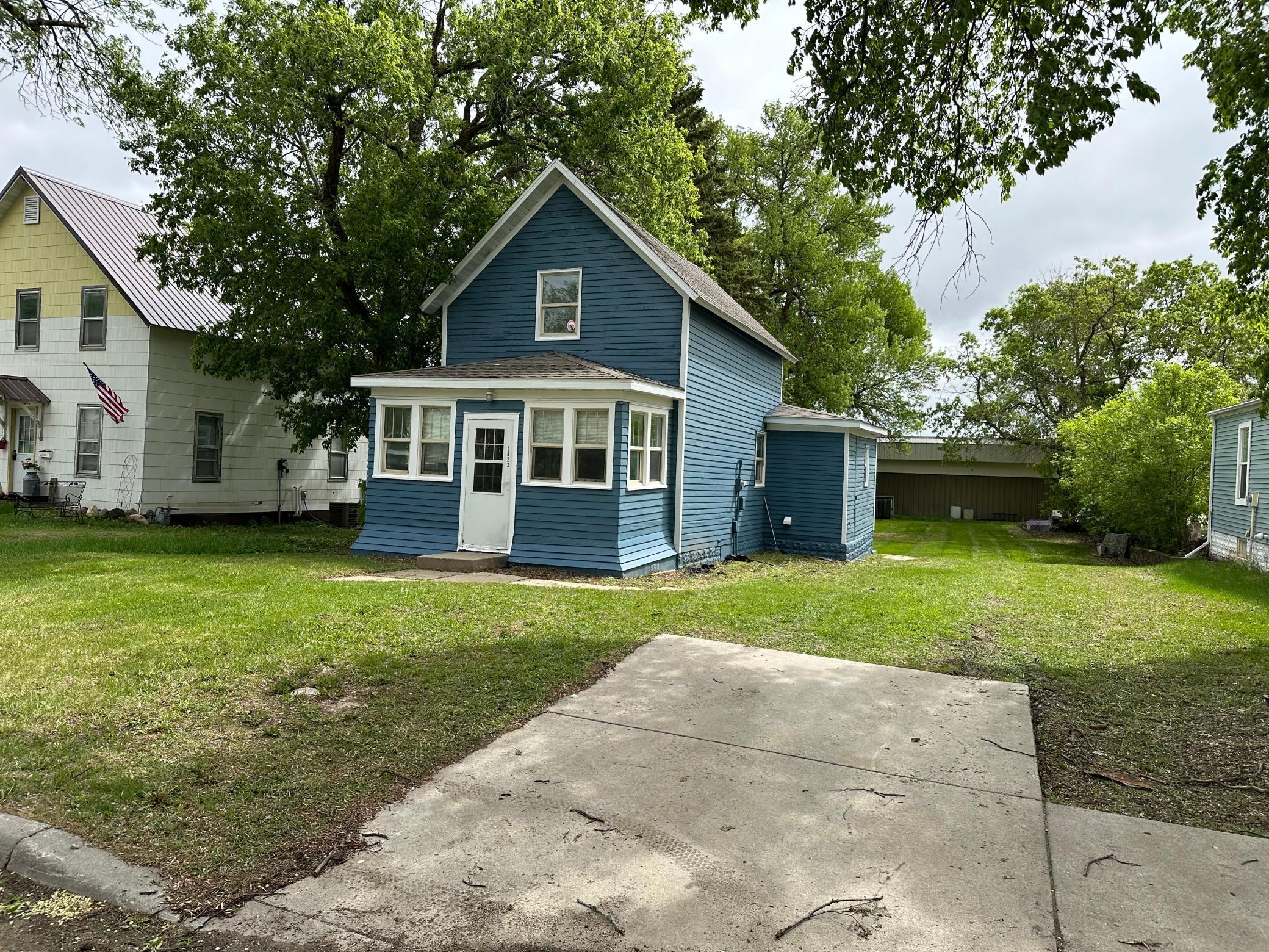 3023 3rd Street, Lake Park, Minnesota image 1