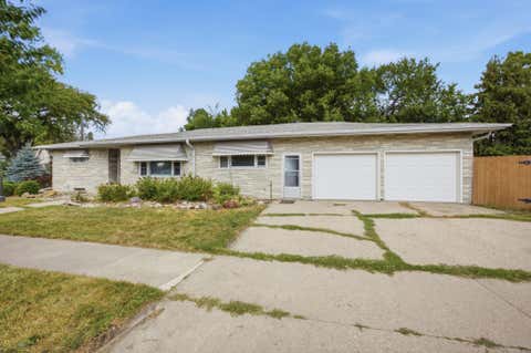 Homes For Sale - 1106 5th Avenue<br/> Moorhead, MN 56560
