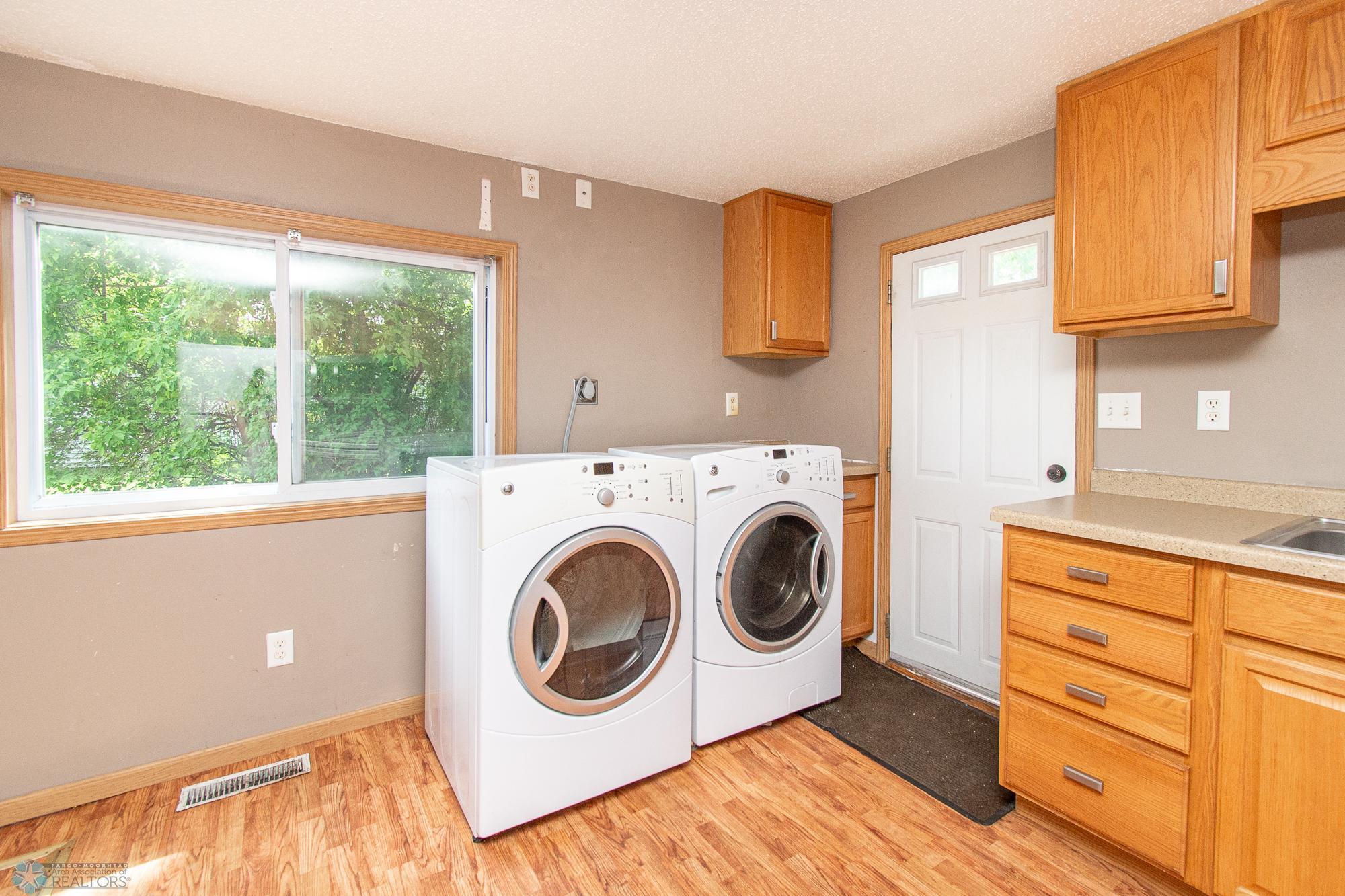 407 2nd Street, Barnesville, Minnesota image 14