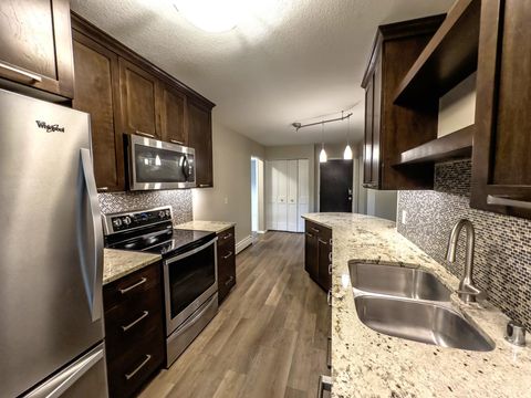 Condo For Sale - 2011 Viking Drive<br/> Rochester, MN 55901