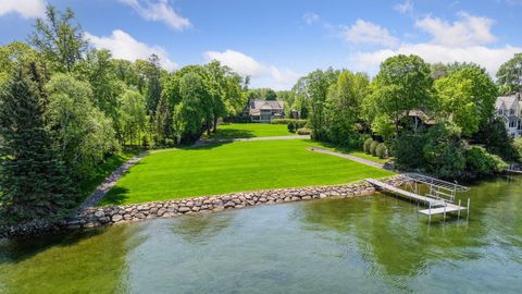 Vacant Land For Sale - 4900X Meadville Street<br/> Excelsior, MN 55331