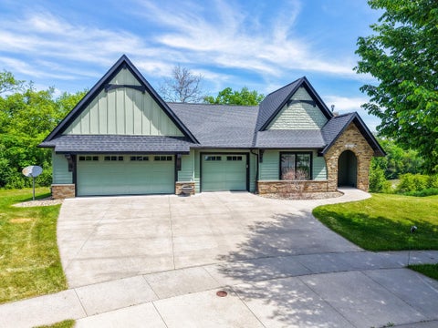 Homes For Sale - 4070 Cameo Place Ne<br/> Olmsted County, Rochester, MN 55906