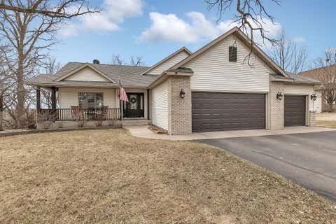 Homes For Sale - 941 Oak Crest Drive<br/> Benton County, Sauk Rapids, MN 56379