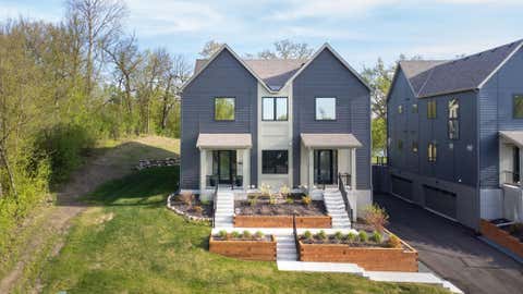 Townhouse For Sale - 4725 Linden Cove Lane<br/> Savage, MN 55378