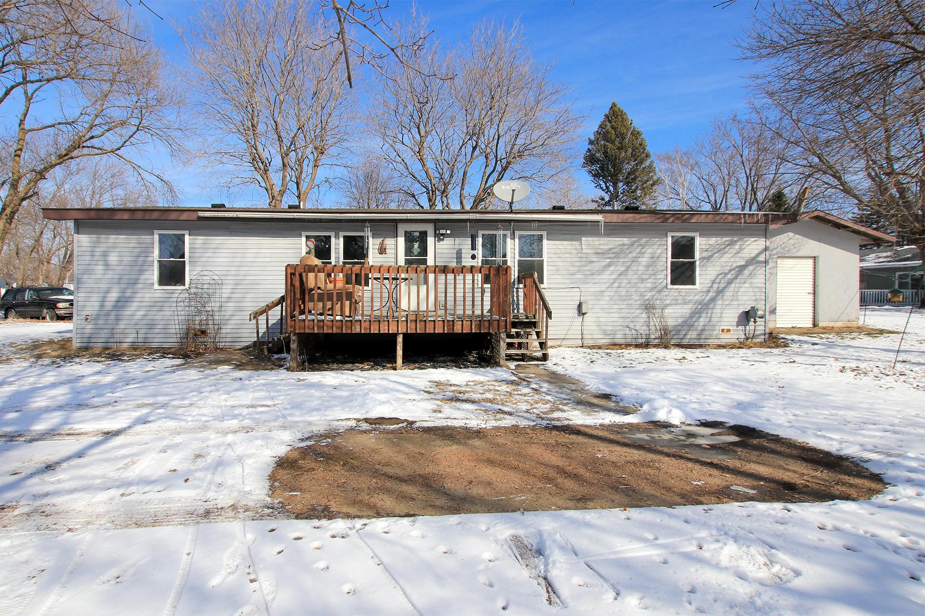 Welcome home to 541 NW 3rd Street!