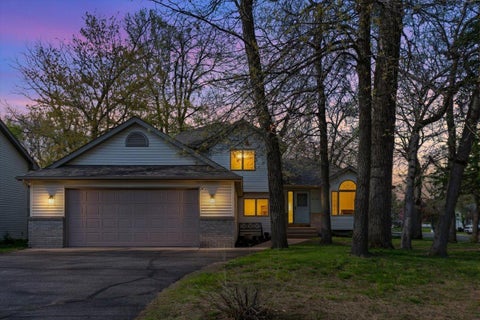 Homes For Sale - 6130 Albert Lane<br/> North Branch, MN 55056