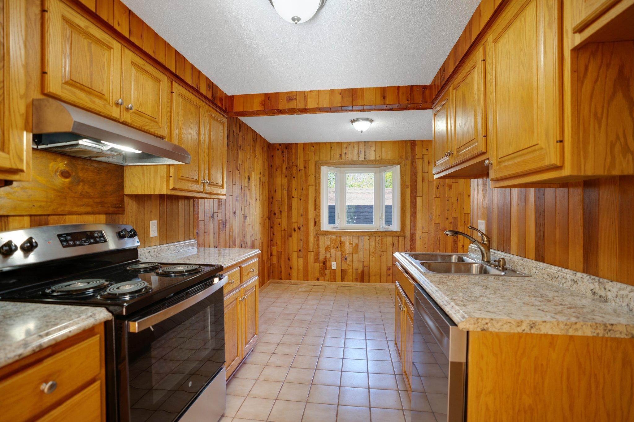 12229 Drake Street, Minneapolis, Minnesota image 16