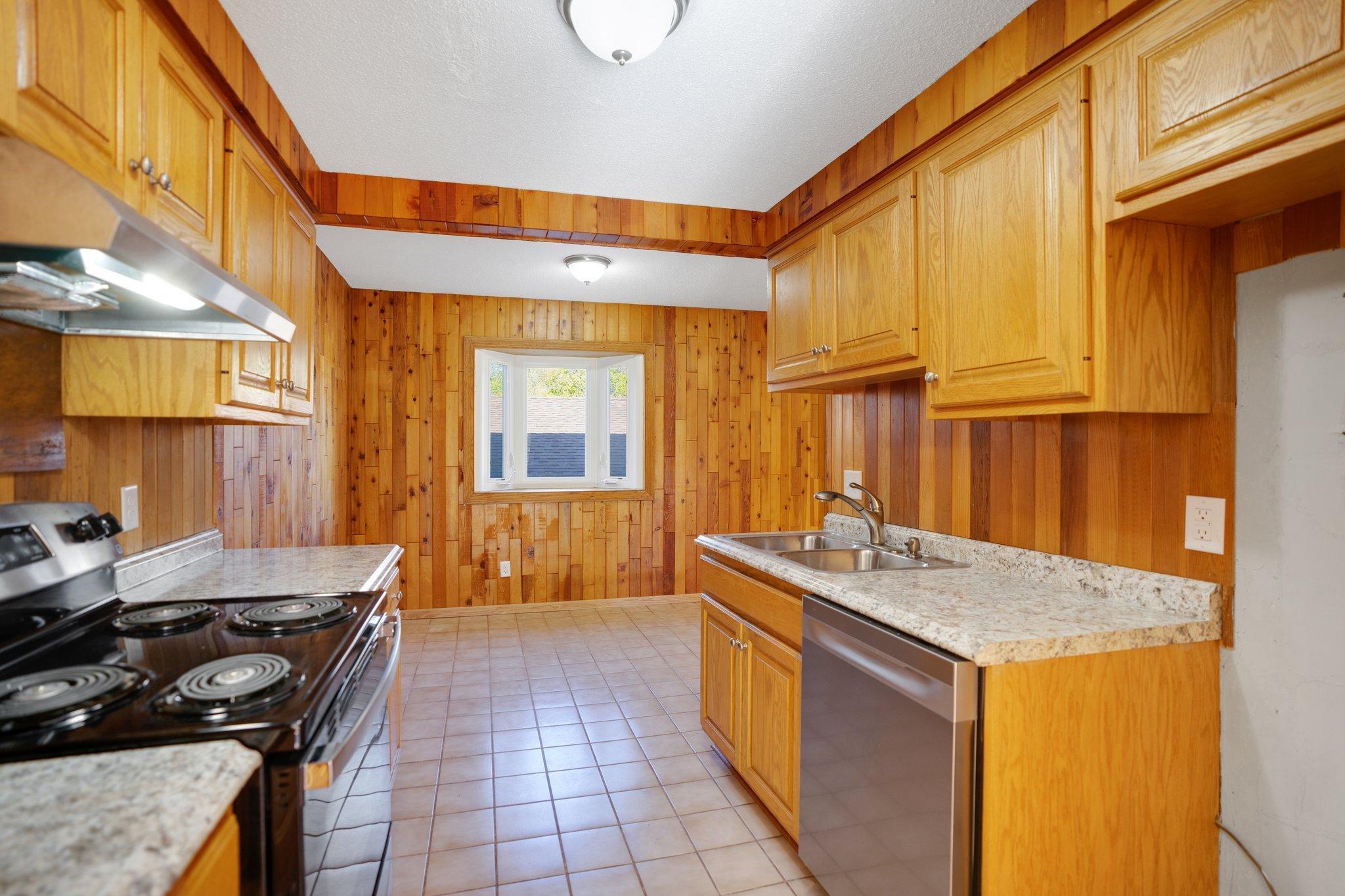 12229 Drake Street, Minneapolis, Minnesota image 15