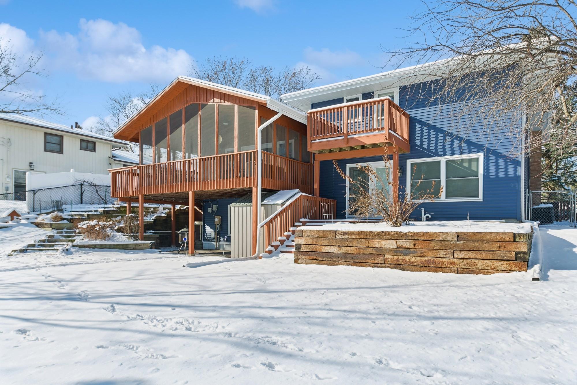 733 Oakwood Drive, New Brighton, Minnesota image 1