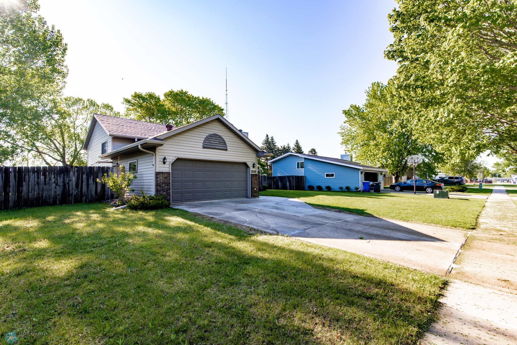 3938 15th Street, Fargo, North Dakota image 6