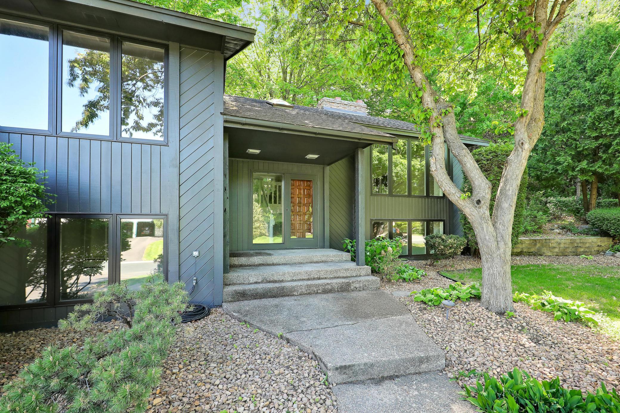 745 Virginia Shores Circle, Excelsior, Minnesota image 2