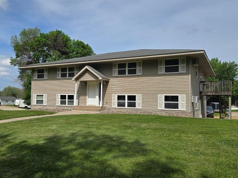 Multifamily For Sale - 309 5th Avenue<br/> New Prague, MN 56071