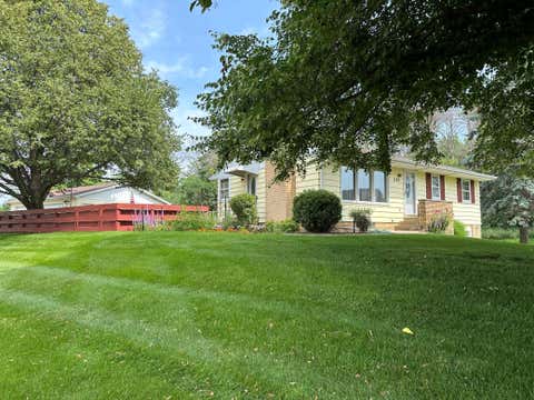 Homes For Sale - 1299 N Birch Lake Boulevard<br/> Saint Paul, MN 55110