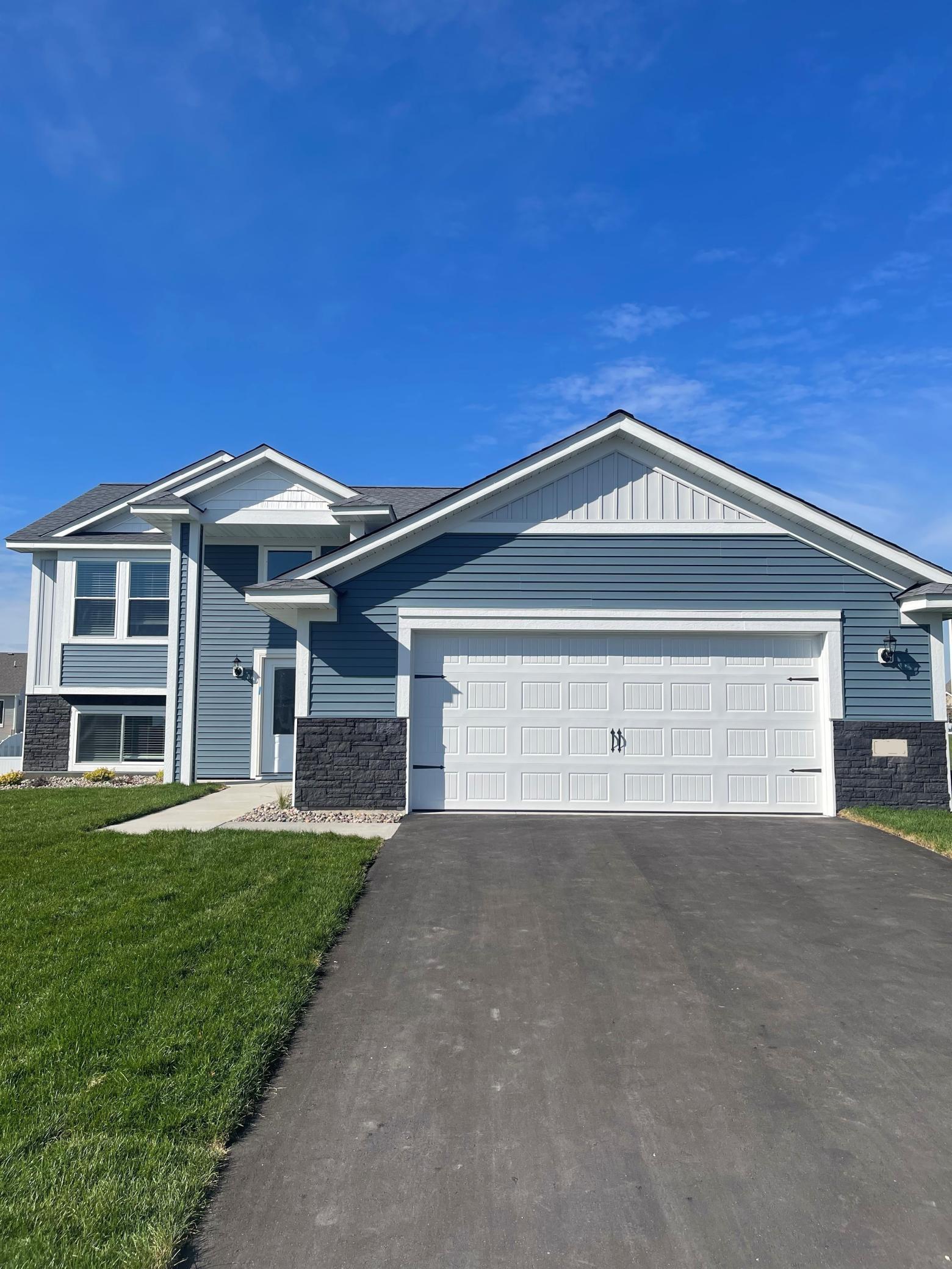 18761 Edison Street, Elk River, Minnesota image 1