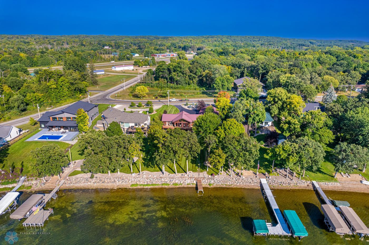 1380 S Shore Drive, Detroit Lakes, Minnesota image 8