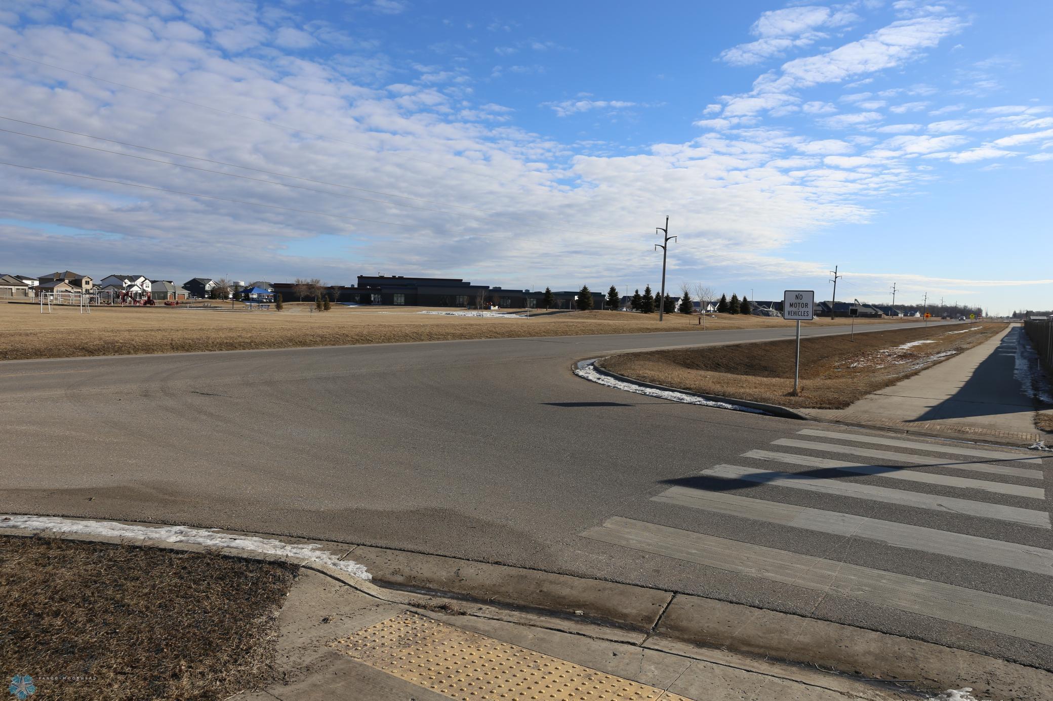 1002 Albert Drive, West Fargo, North Dakota image 7