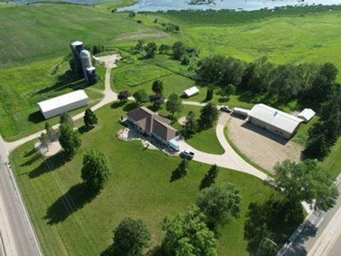 Homes For Sale - 2068 Millersburg Boulevard<br/> Dundas, MN 55019