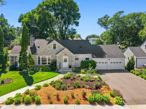 Homes For Sale - 102 14th Avenue<br/> Hopkins, MN 55343