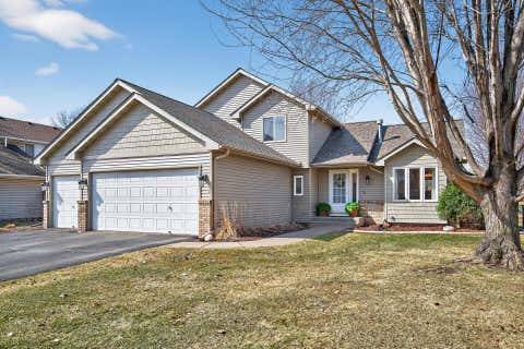 Homes For Sale - 9020 Tamarack Lane<br/> Rockford, MN 55373