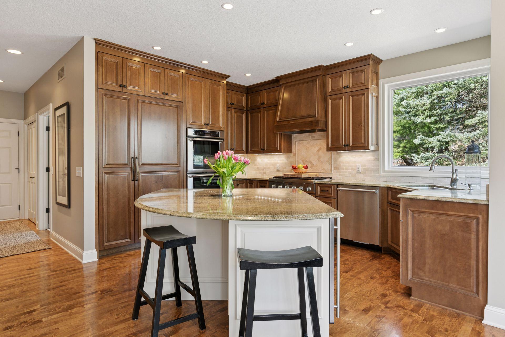 14701 White Oak Drive, Burnsville, Minnesota image 13